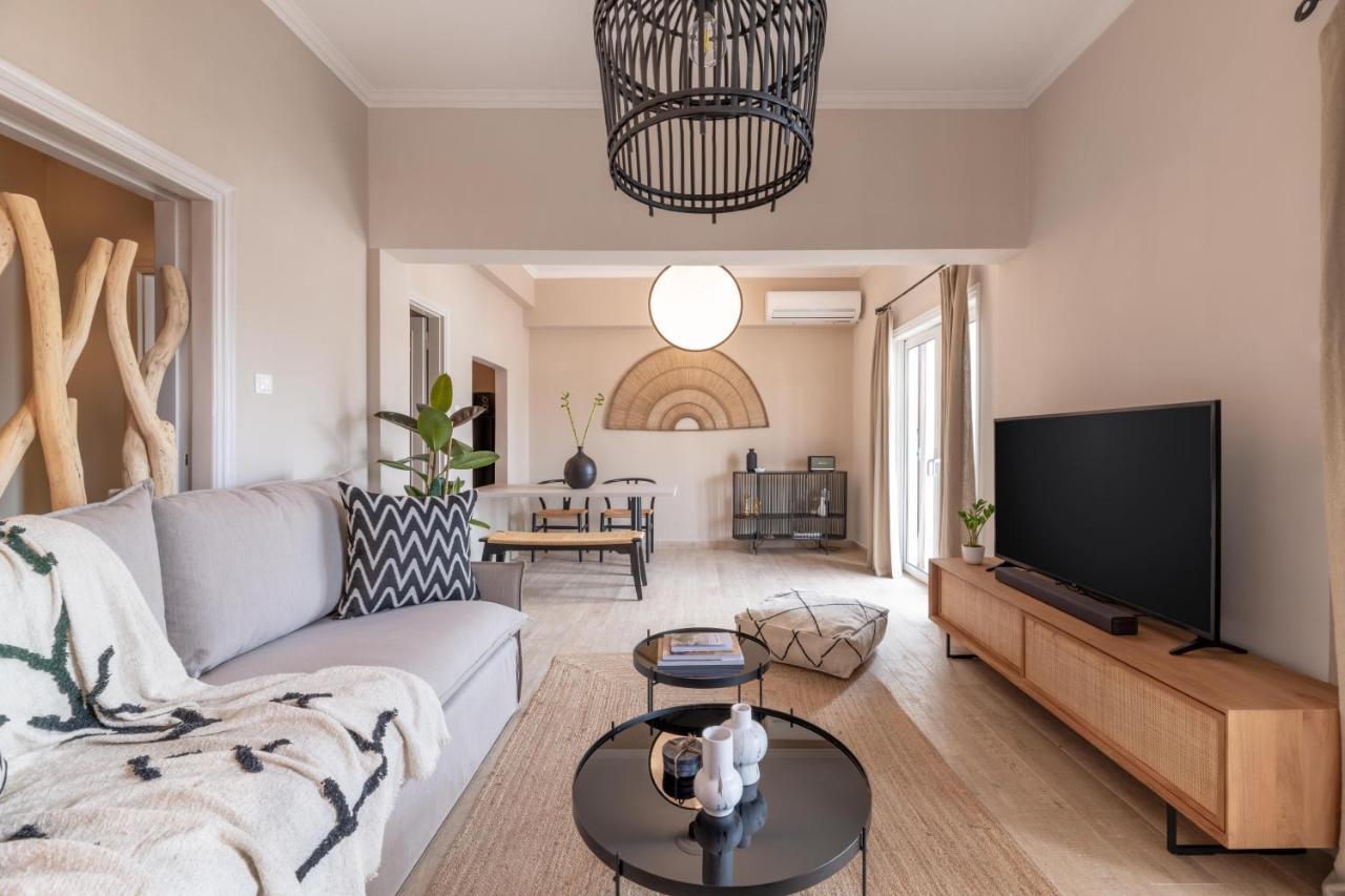 Minimal Retreat W/ Watercoloured Sunset View Apartment Piraeus Luaran gambar