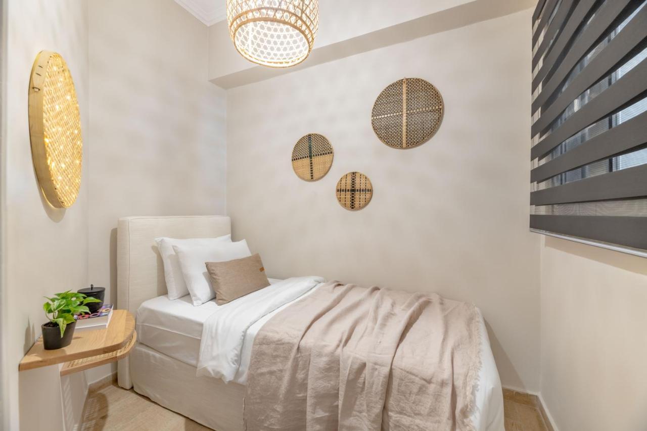 Minimal Retreat W/ Watercoloured Sunset View Apartment Piraeus Luaran gambar