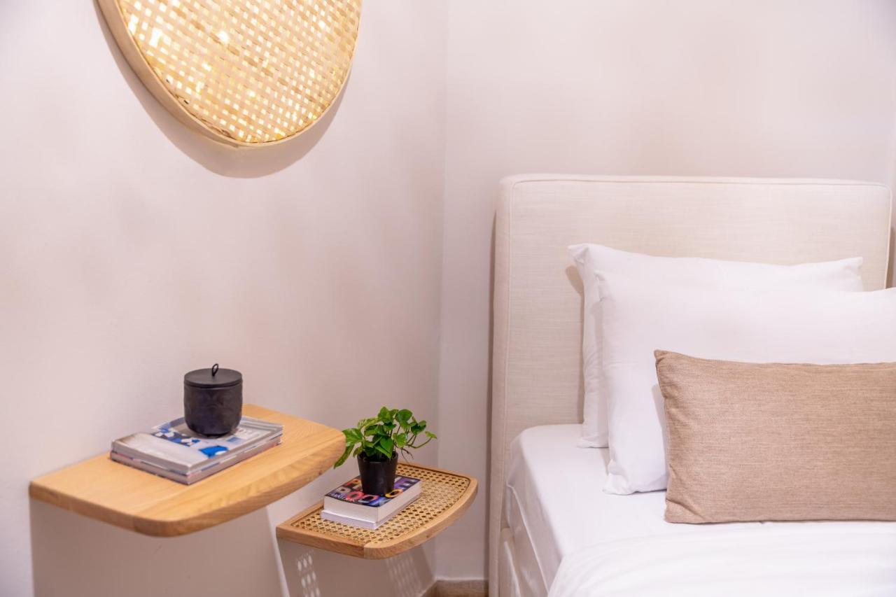 Minimal Retreat W/ Watercoloured Sunset View Apartment Piraeus Luaran gambar